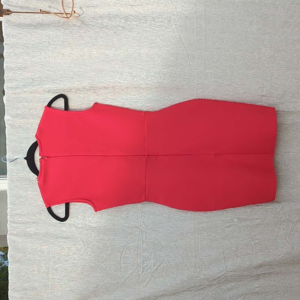 New Beautiful Bella Barnett Dress, red color,‎ size Large, bodycon. - Picture 10 of 14